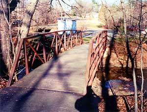 Photograph of footbridge over Wolftrap Creek